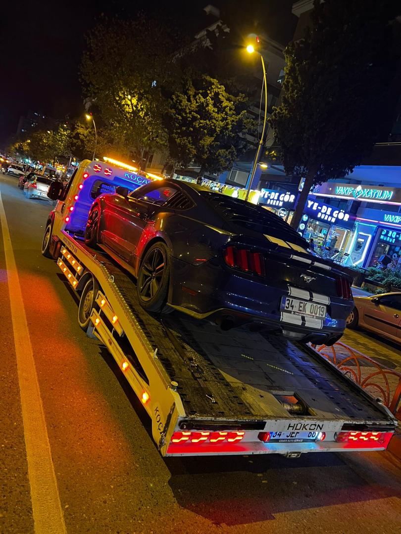 Avcılar'da Mustang GT Sahibinin Uzun Yolculuk Macerası: ES-MER Oto Çekici ve Oto Kurtarıcı ile Güvenli Araç Transferi
